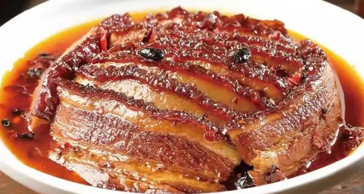 Guizhou Steamed Pork with Pickled Mustard Greens